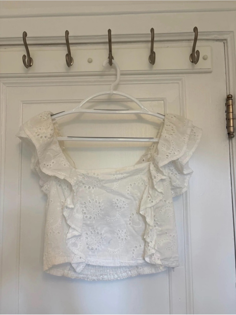 DO+BE White Eyelet Ruffle Crop Top
